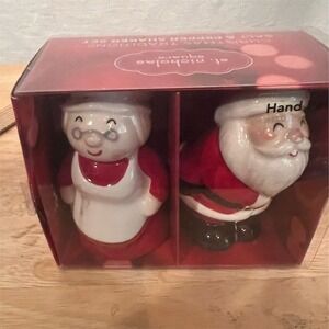 St Nicholas Square Santa & Mrs. Claus Ceramic Salt and Pepper Set Christmas